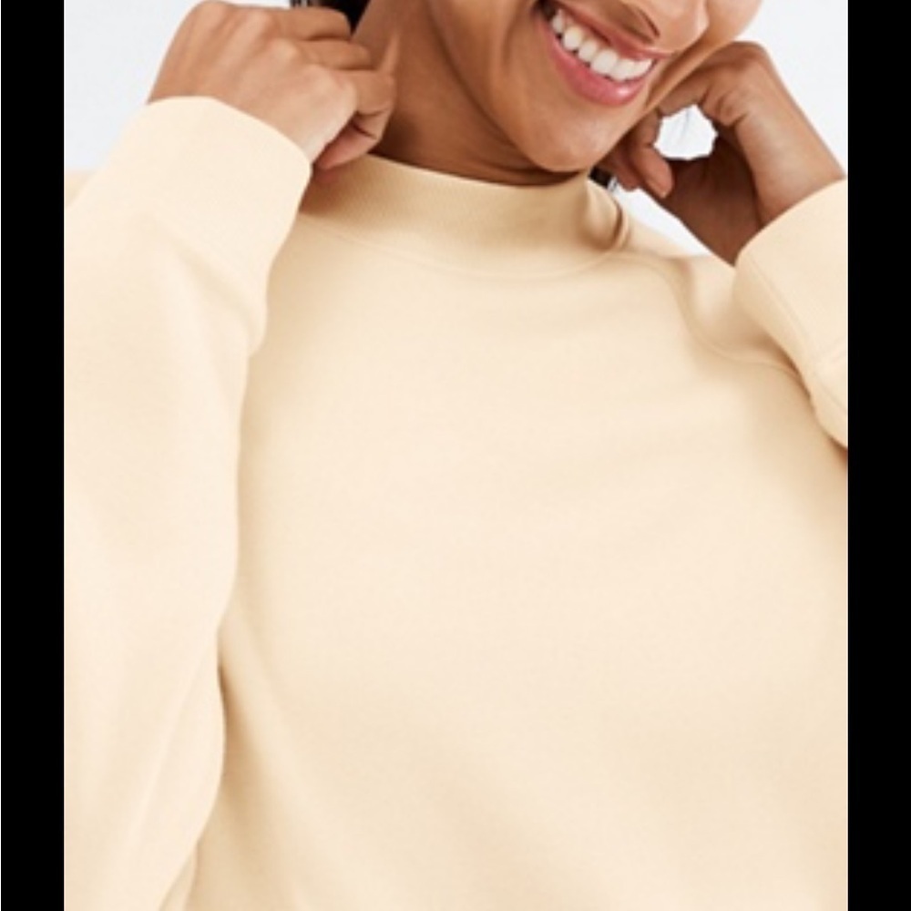 Fabletics James Long Sleeve Pullover Crewneck Swe… - image 3